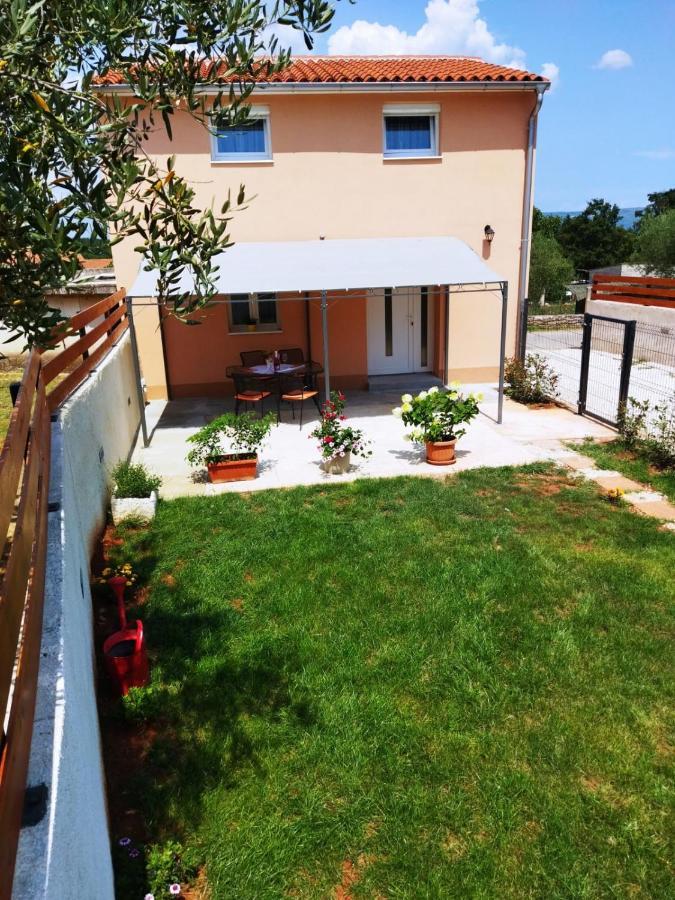Holiday Home Silva Peruški Exterior foto